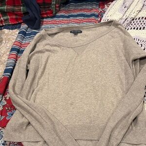 Banana Republic Women's V-Neck Sweater in Beige